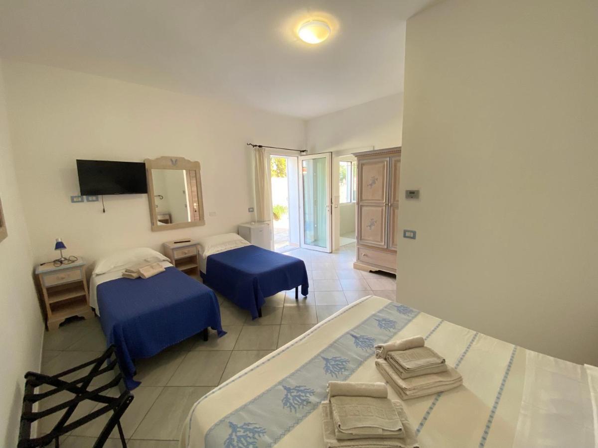 Tigrillo Bed&Breakfast Ольбия Экстерьер фото